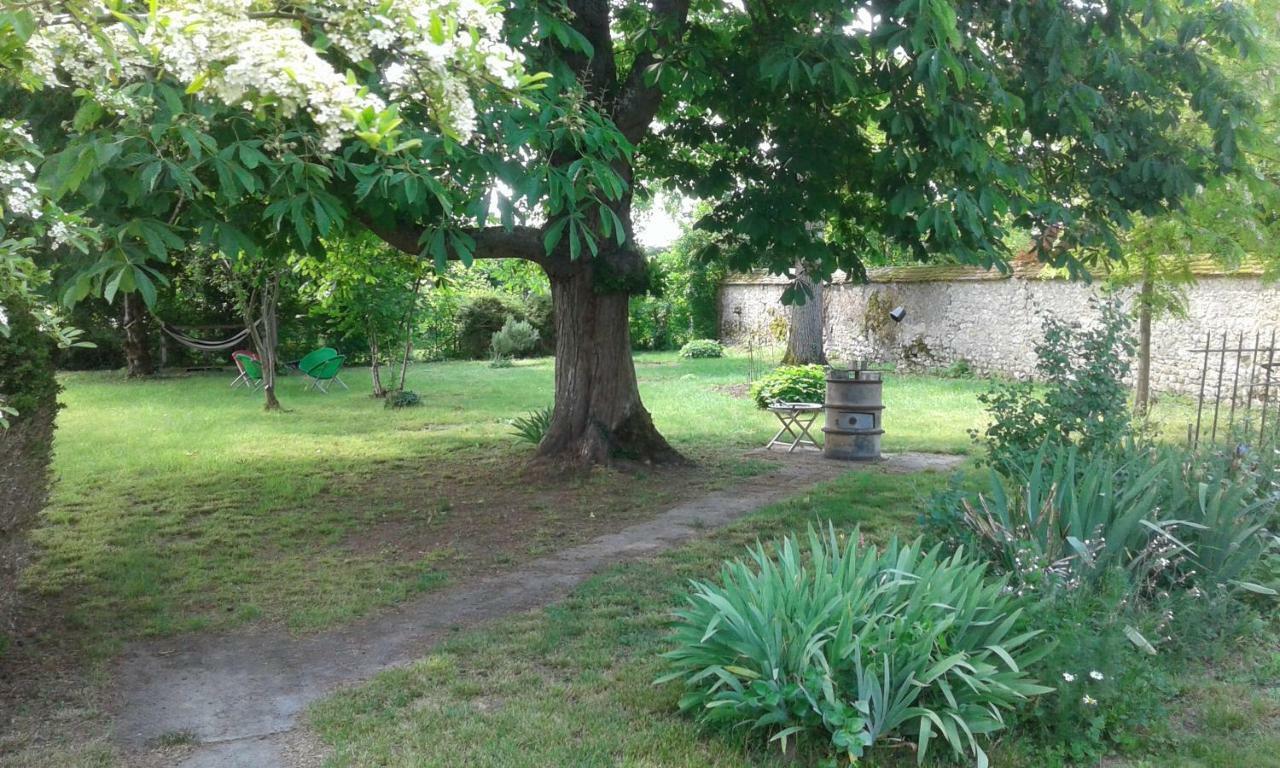 une maison à la campagne Beaune-la-Rolande Exterior foto