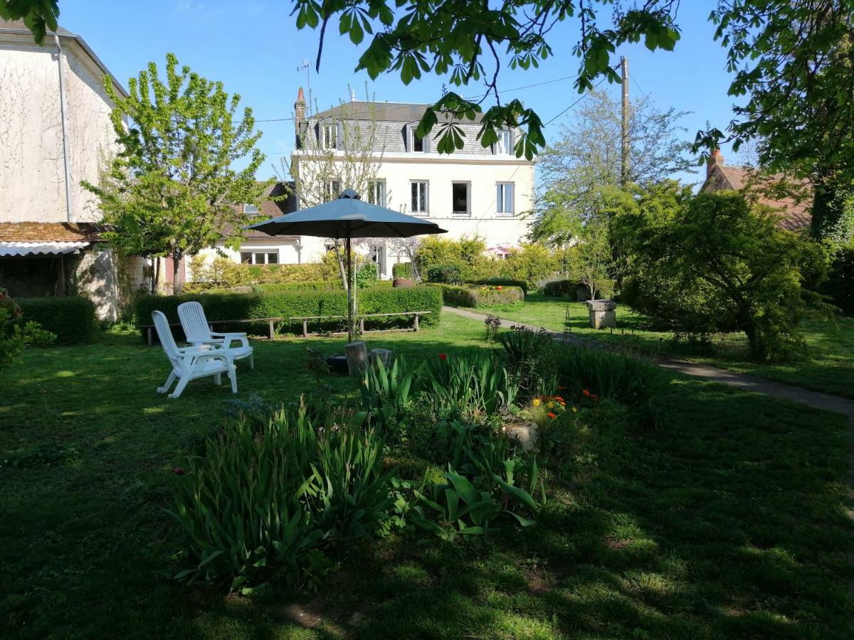une maison à la campagne Beaune-la-Rolande Exterior foto